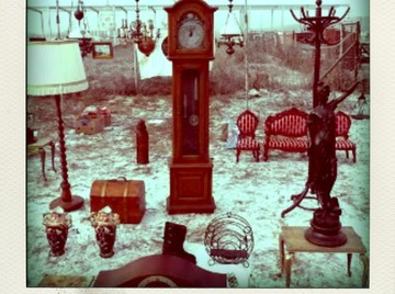 GARAGE SALE