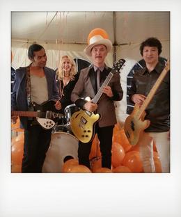 Dave Graney & the mistLY (VIC)